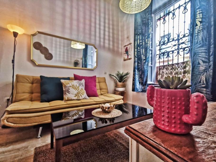 Apartamento A 2 Minutos De Plaza La Merced, Малага Экстерьер фото