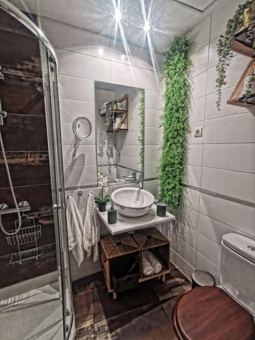 Apartamento A 2 Minutos De Plaza La Merced, Малага Экстерьер фото